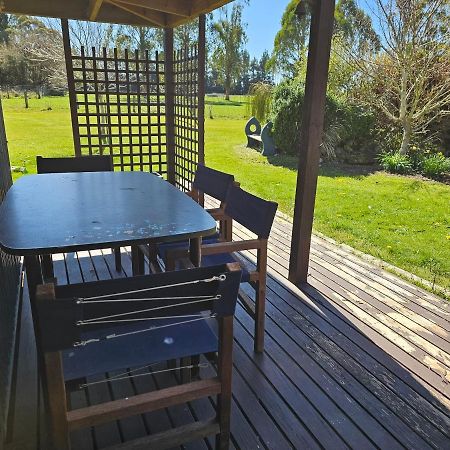 Te Anau Farm Cottage Eksteriør billede